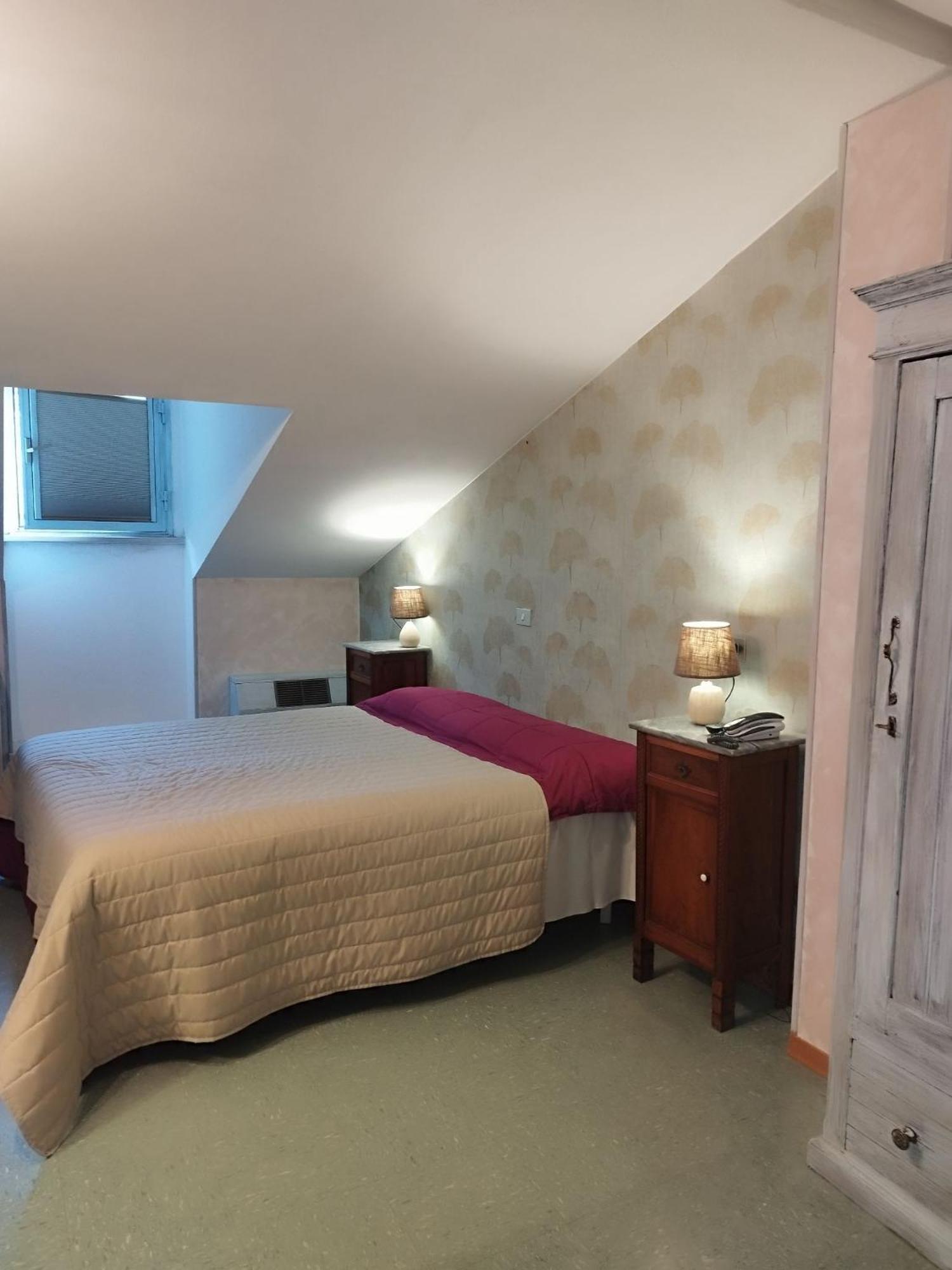 Hotel Pineta Ristorante Country House In Fabriano Campodonico  Luaran gambar